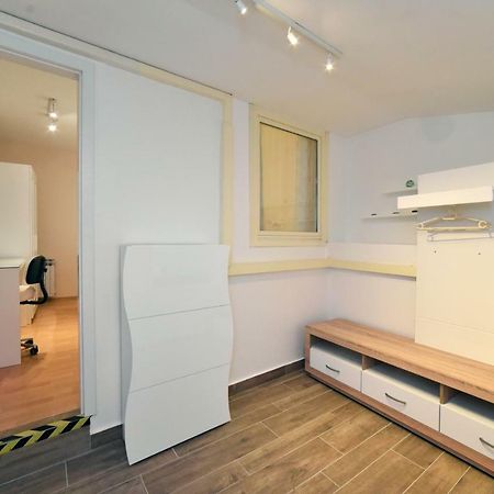 Ban Jelacic Apartment Zagreb Ngoại thất bức ảnh