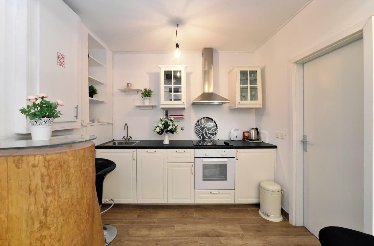 Ban Jelacic Apartment Zagreb Ngoại thất bức ảnh