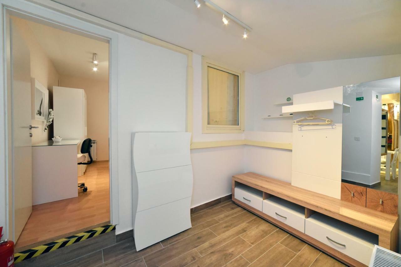 Ban Jelacic Apartment Zagreb Ngoại thất bức ảnh