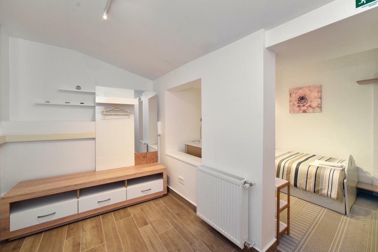 Ban Jelacic Apartment Zagreb Ngoại thất bức ảnh